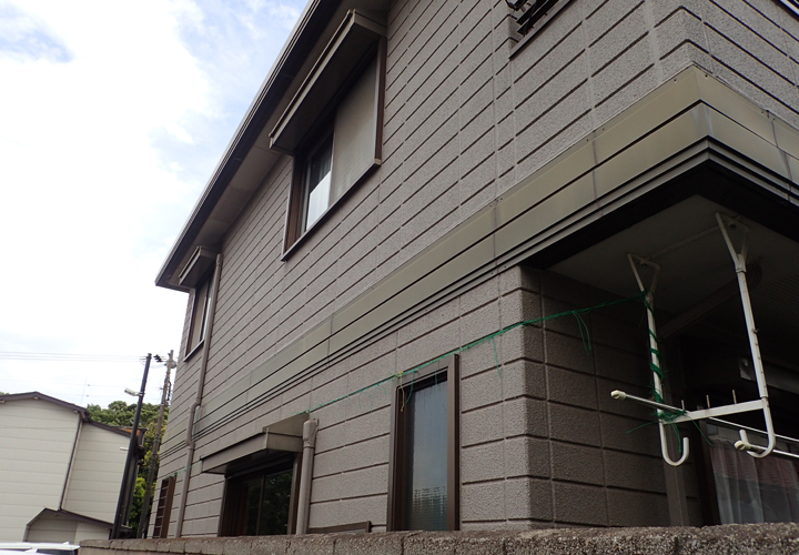 屋根・外壁塗装を検討している住宅