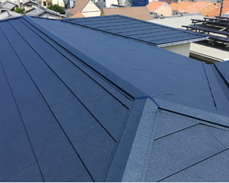 SGL鋼板製屋根材を使用した屋根