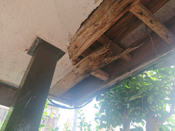 雨漏りが起きやすい庇の状態とは？