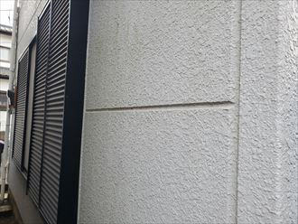 ALC外壁の防水性が低下し苔が発生
