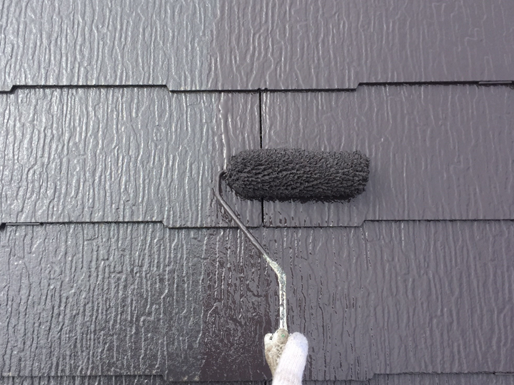 スレート屋根塗装の様子