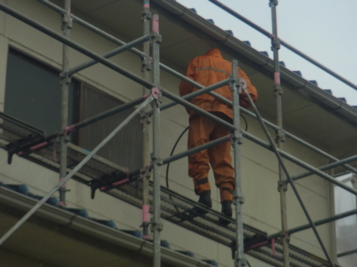 外壁塗装で足場が必要になる理由とは