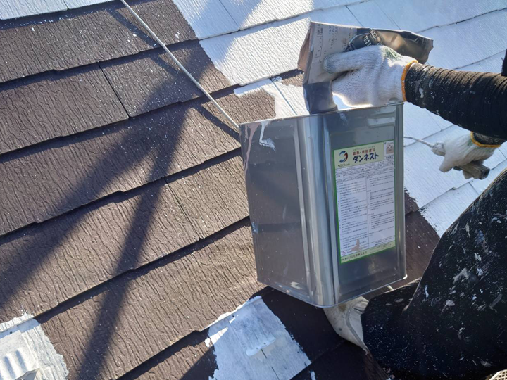 断熱塗装で屋根の快適性アップ！ダンネストが選ばれる理由とは