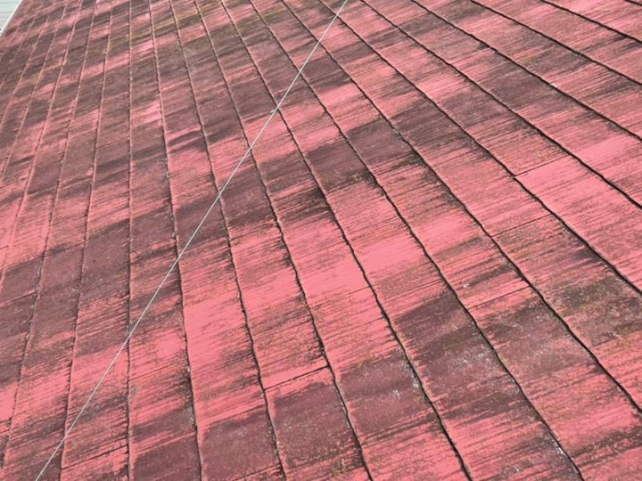 コロニアル屋根（スレート屋根）は定期定期な塗り替えでのメンテナンスが欠かせません