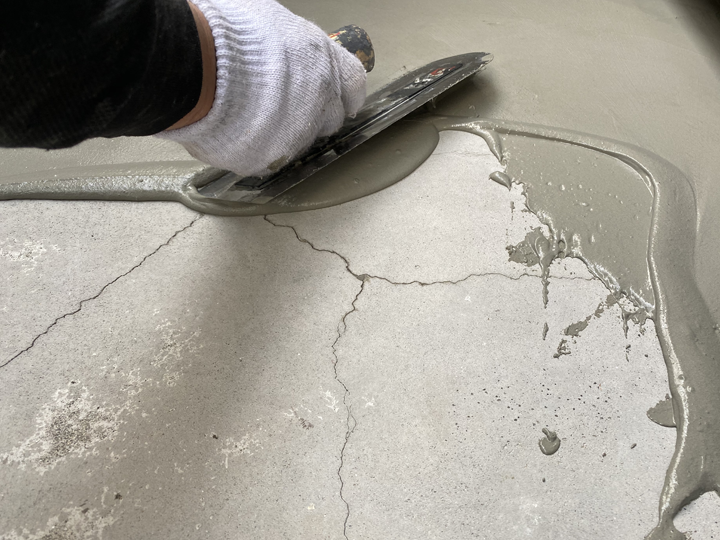 ベランダ補修の様子