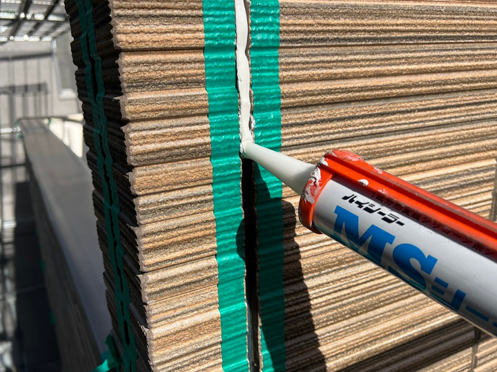 目地シーリングの役割とは？劣化症状と定期的な打ち替えの重要性