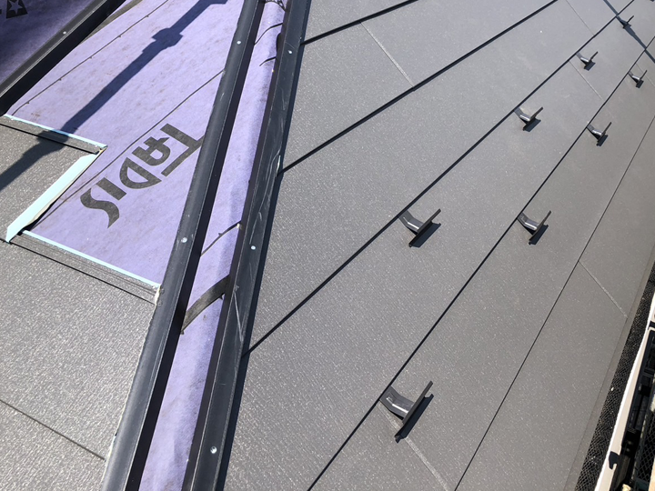 スーパーガルテクト施工の様子