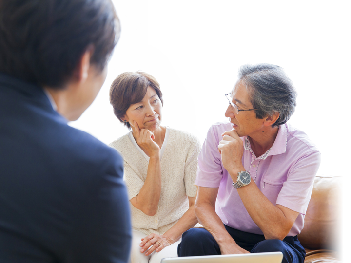 外壁塗装でトラブルを防ぐためには、まずその場で返事をしないことが基本