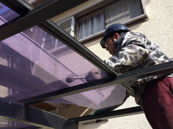 カーポート屋根修理の様子