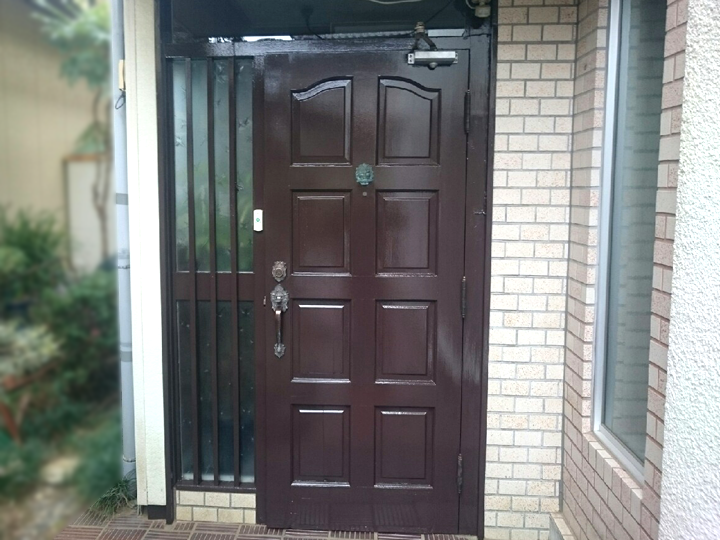 塗装後の玄関ドア