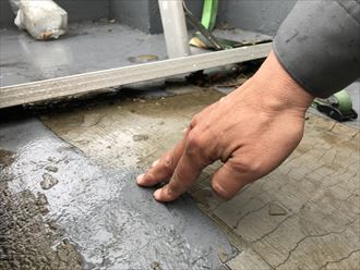 船橋市本町で陸屋根屋上の防水工事相談に伴う点検調査