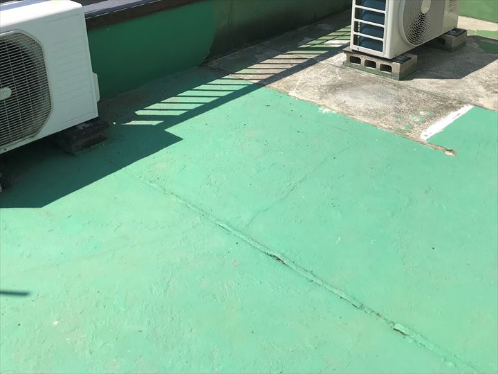 市川市八幡で陸屋根屋上のお手入れについてご相談、ウレタン密着防水工事のご提案