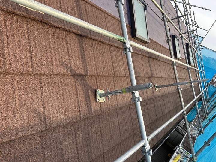 ジンカリウム鋼板の屋根材「エコグラーニ」