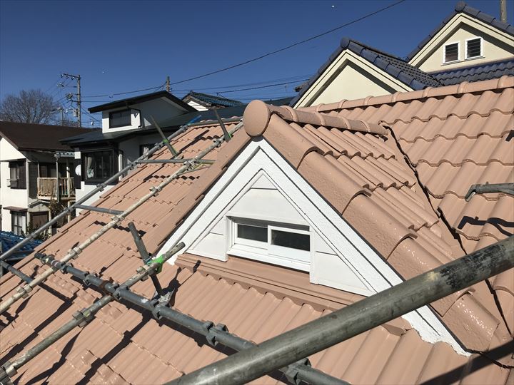 セメント瓦屋根の塗装完了