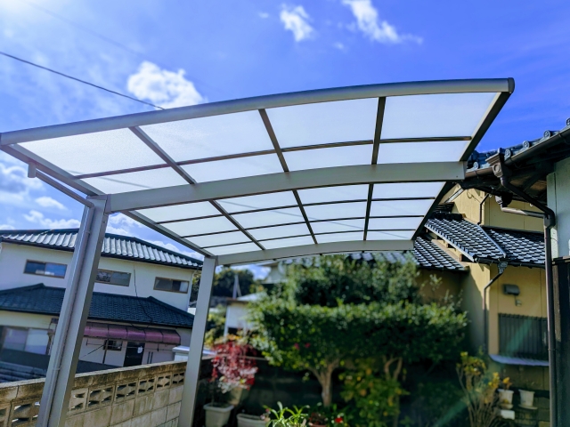 カーポートの屋根