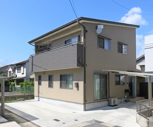 片流れ屋根のお住まい