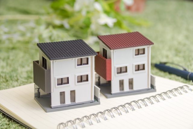 片流れ屋根とは？特徴と注意点を分かりやすく解説