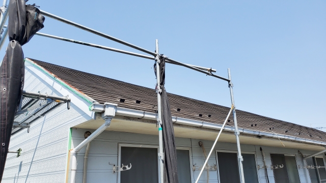 アパートも定期的な塗装が欠かせません！