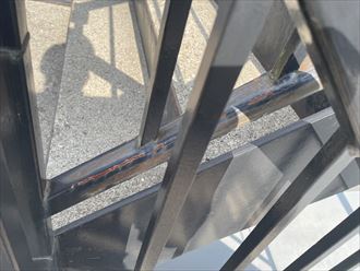 柏市大島田で鉄骨階段の錆の繁殖のため、階段塗装工事を提案致しました