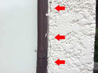 佐倉市中志津にて玉吹きのモルタルに亀裂が発生、壁面や木部の塗膜が劣化していましたので外壁塗装での対策をご提案いたします