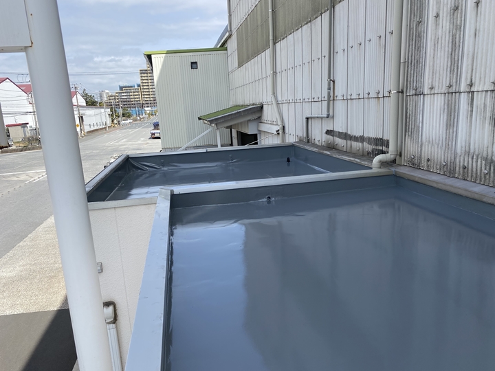 陸屋根の防水工事にはどんな種類がある？施工事例（浦安市、木更津市）と合わせて紹介！