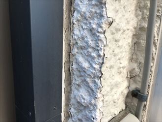 船橋市宮本にてモルタル外壁にクラックや表面の剥離が発生、塗装工事が必要です