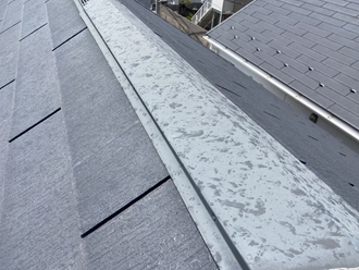 市川市平田にて雹害調査、雹痕などやヒビ割れがあり屋根塗装工事