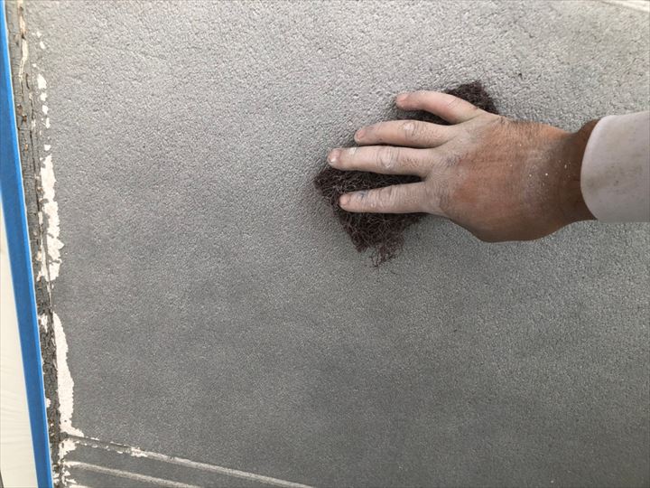 千葉市緑区おゆみ野で外壁塗装工事（費用は税込657,800円～）、表面剥離したパワーボードの下地処理
