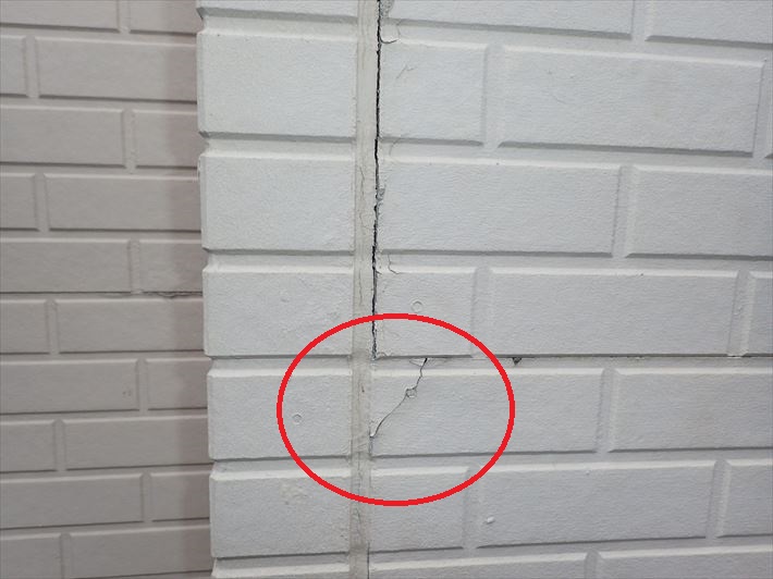 千葉市稲毛区園生町にてひび割れが発生しているサイディング外壁の調査 千葉の外壁塗装 屋根塗装 塗り替えは街の外壁塗装やさん千葉本店へ
