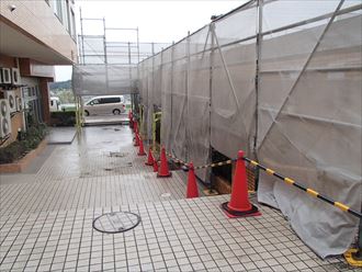 足場