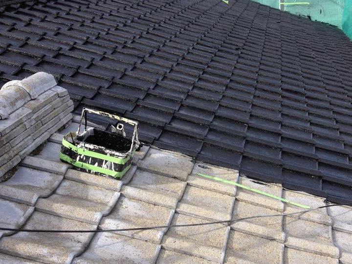 セメント瓦からの雨漏りを防ぐには定期的な塗装を行いましょう！