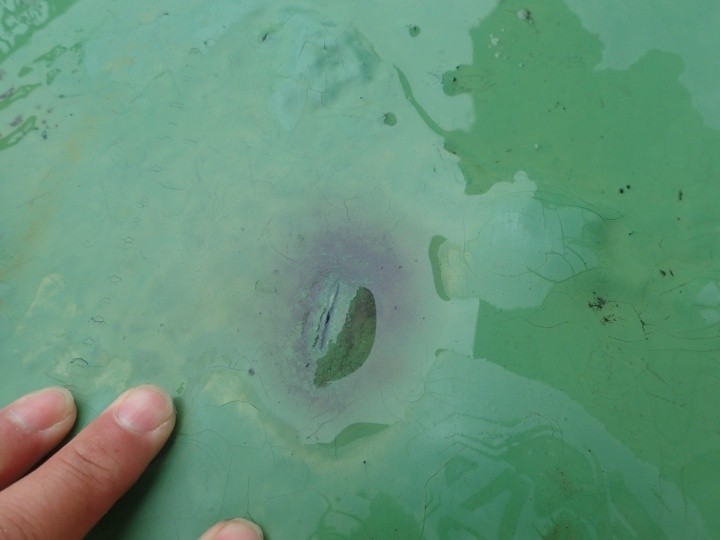 破れ周辺の劣化進行