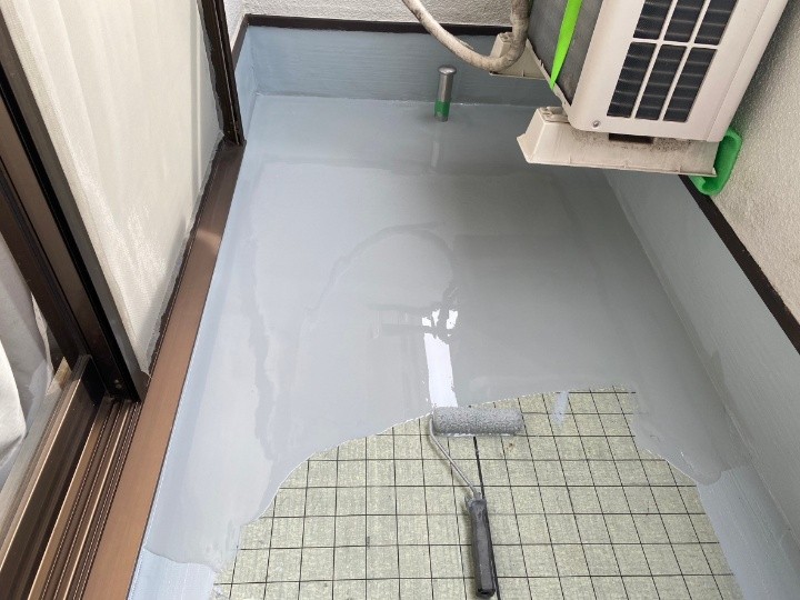 ウレタン防水一層目