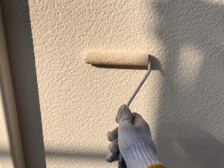 ナノコンポジットWで2階外壁の中塗り・上塗り