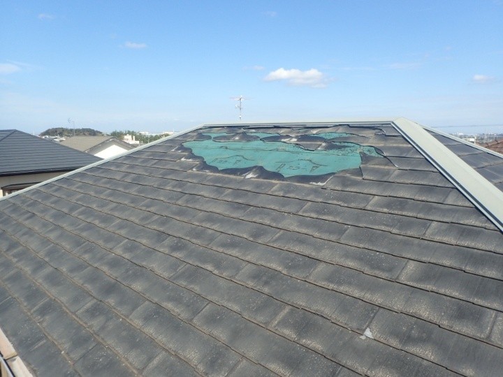 南面上部の化粧スレート剥離