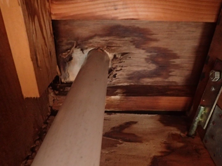 配管周りの内部状況