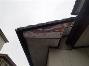 袖ケ浦市　外壁塗装　塗膜剥離　破風板