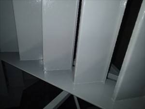 千葉市 工場改修工事 階段裏