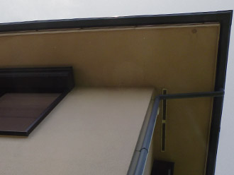 P1030441 大網白里町 屋根調査 軒下の塗膜剥がれ