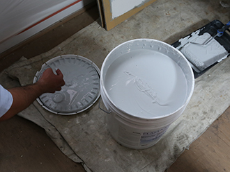 外壁塗装の耐用年数はどのくらい？塗料のグレードだけでなく、施工方法にも影響されます