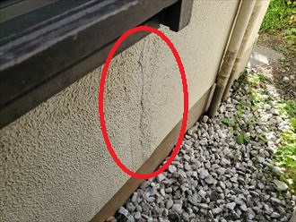 千葉市緑区誉田町にて外壁塗装が劣化したモルタル外壁の調査