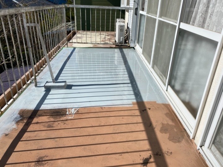 1層目のウレタン塗布